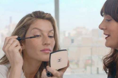 Жизель Бундхен в проекте Chanel: 3 видеоурока по макияжу