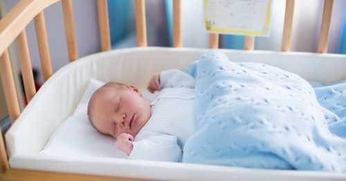 Что угрожает вашему малышу в кроватке